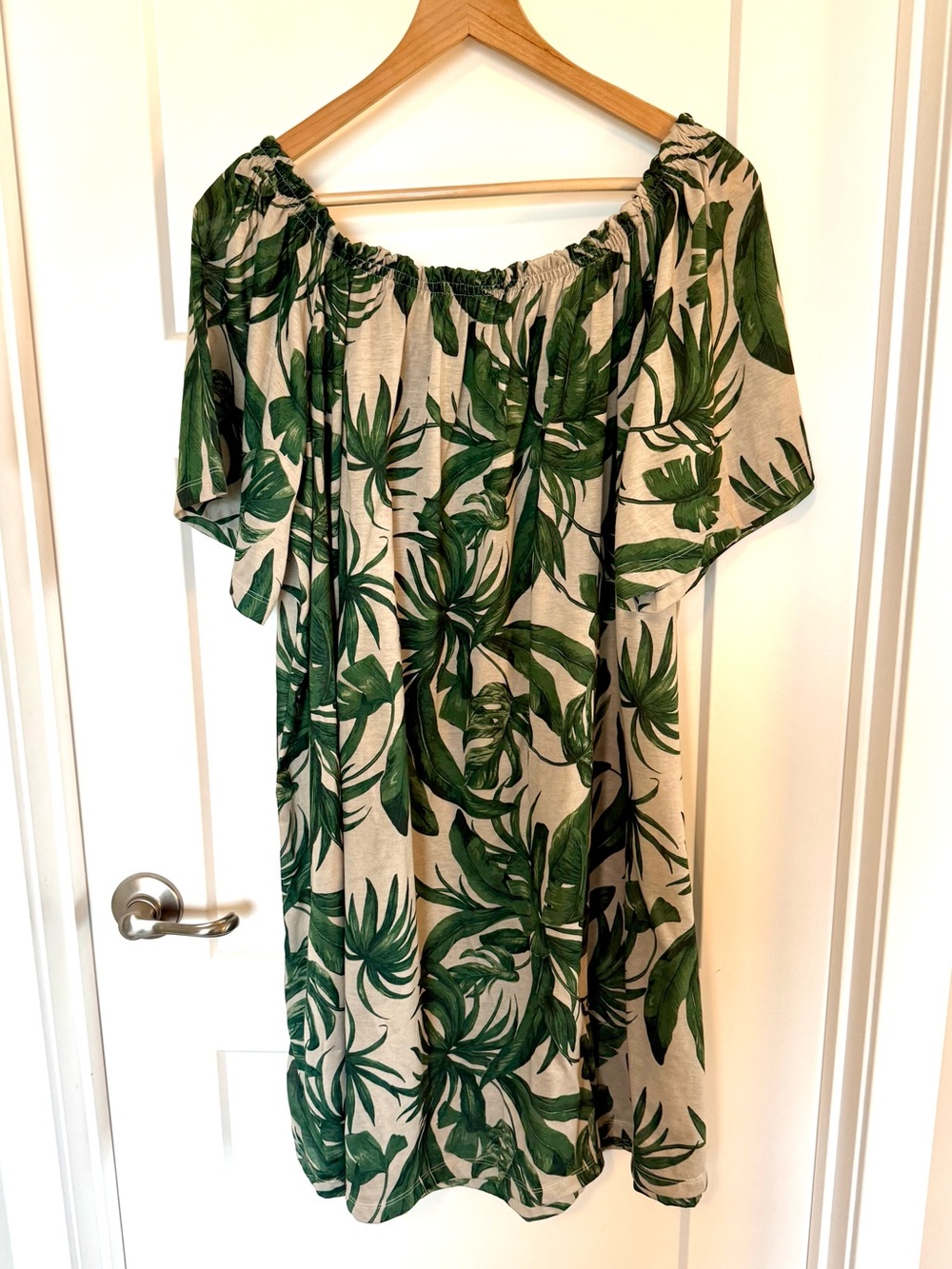 H&M Green Leaf Print Women's Dress Swimsuit Cover-up